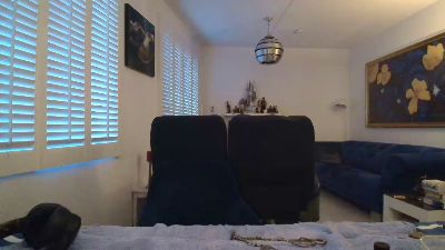 sneakpig webcam model stream image