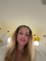 SophieVJ webcam stripchat model stream image