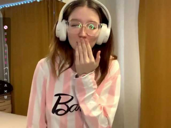 KarolineZarro webcam model stream image