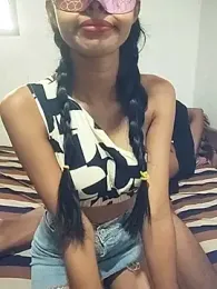Chamari075 webcam model stream image