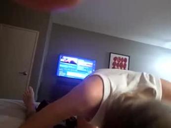 down2fuckyobitch webcam model stream image