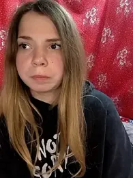Zuli_Kiska webcam stripchat model stream image