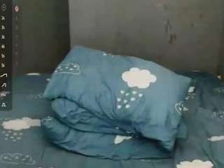 hotlilya webcam model stream image