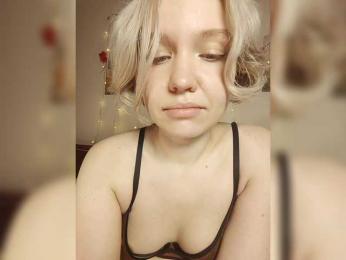 LadyAnny webcam model stream image