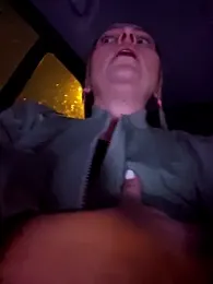 Bondgirl_013 webcam stripchat model stream image