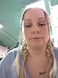 Bondgirl_013 webcam model stream image