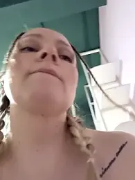 Bondgirl_013 webcam model stream image