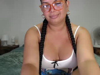 latinaflower_ts webcam model stream image