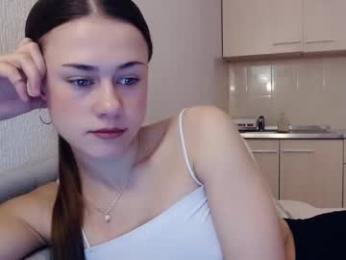 eliscuteblonde webcam chaturbate model stream image