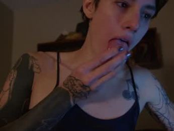 aynmarie webcam model stream image