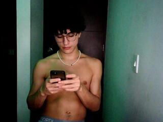 Justinn Monroe webcam model stream image