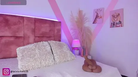 isabella_whiithe webcam model stream image