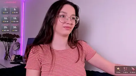 miabellee_ webcam model stream image