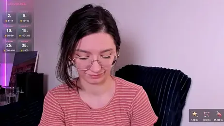 miabellee_ webcam model stream image