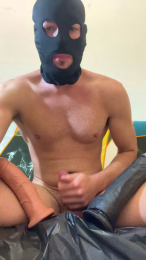 marc0018_hot webcam model stream image