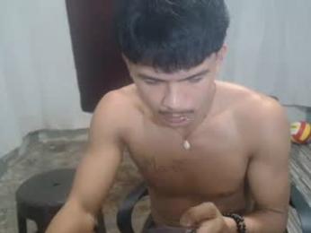 kyle_lourence webcam model stream image