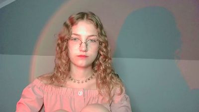 crazy_c_urly webcam model stream image