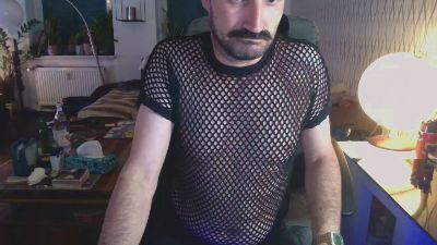 tom0819 webcam cam4 model stream image
