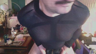tom0819 webcam model stream image