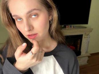 MiaBlankot webcam model stream image