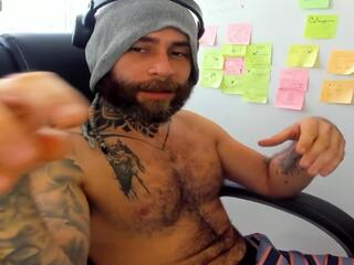Zeus Brioly webcam flirt4free model stream image