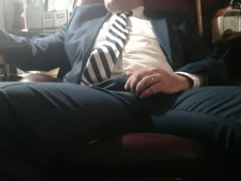 marrieddad19751975 webcam model stream image
