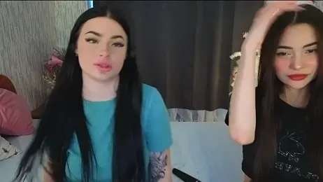 LisaAndDenis webcam model stream image