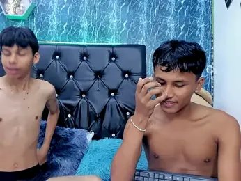 couple_boysx18 webcam model stream image