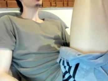 moderdelier webcam model stream image