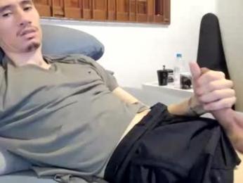 moderdelier webcam model stream image