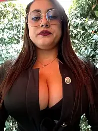 Oryk___ webcam model stream image