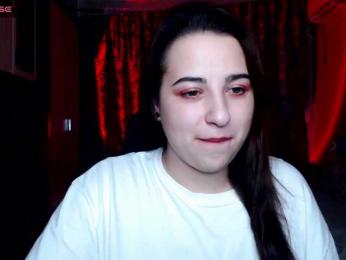 Sarah-Dumont webcam model stream image