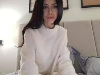 milla_bella webcam model stream image