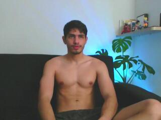 Tyler Lions webcam model stream image