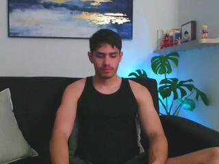 Tyler Lions webcam model stream image