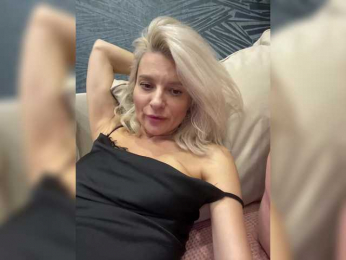 -Molly- webcam model stream image