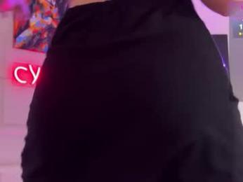 moonelly webcam chaturbate model stream image