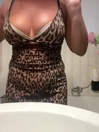 Wet-Pussycat webcam model stream image