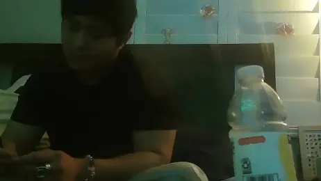 cloudyspun webcam model stream image