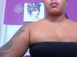 naughty-biigass webcam model stream image