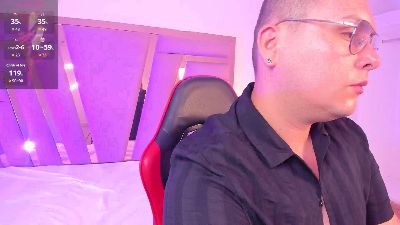 FemAustin webcam model stream image