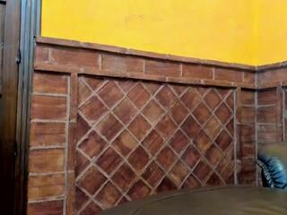 Ria Lai webcam model stream image