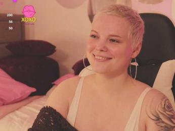 LikaBerry webcam model stream image