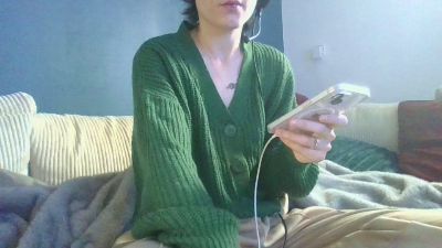 Petite_moi webcam model stream image