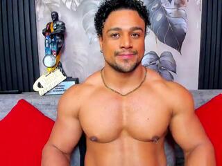 Mike Esteves webcam model stream image