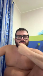 BearPlayPOV webcam model stream image