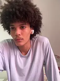 Max_Rain webcam stripchat model stream image