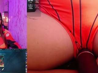 sarahillgames webcam model stream image