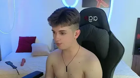 Miless_Cooper webcam model stream image