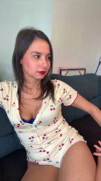LiaKroft webcam model stream image